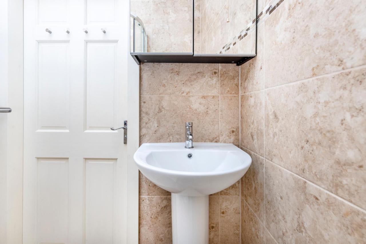 Soho Central Apartments Лондон Екстериор снимка