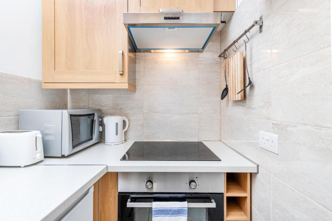 Soho Central Apartments Лондон Екстериор снимка